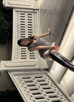 Tinooo - puta in Dubai Photo 2 of 4