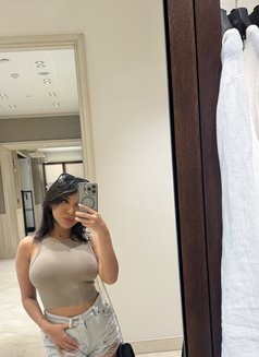 Tinooo - puta in Dubai Photo 3 of 4