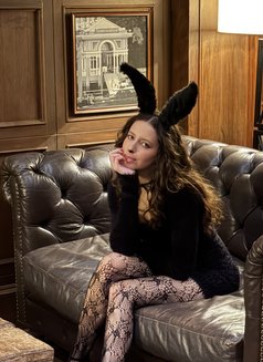 Tiny Millie GFE - Acompañante in Bali Photo 1 of 7