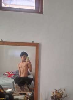 Tio - Male escort in Bali Photo 2 of 7