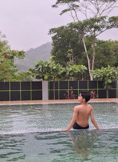 Tio - Male escort in Bali Photo 4 of 7