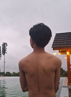 Tio - Male escort in Bali Photo 7 of 7