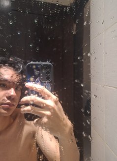 Tio - Acompañantes masculino in Bali Photo 2 of 5