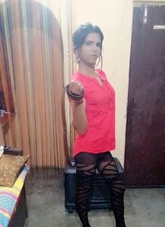 Tipsy - Transsexual escort in New Delhi Photo 3 of 4