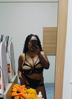 Tisha - Masajista in Pattaya Photo 8 of 14