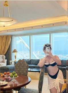 Tisi - escort in Dubai Photo 8 of 10