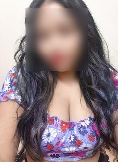 Tithi - escort in Bangalore Photo 7 of 9