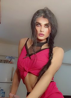 Titi - Transsexual escort agency in Beirut Photo 12 of 18