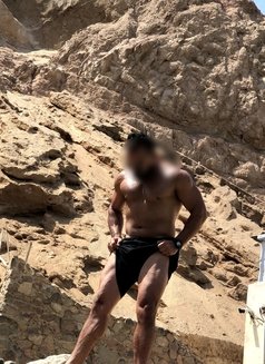 Tito - masseur in Riyadh Photo 1 of 3