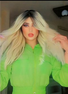 Tito - Transsexual escort agency in Beirut Photo 7 of 7