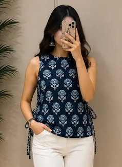 Tiya - escort in Chandigarh Photo 1 of 3
