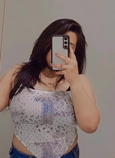 Tiya - escort in Kolkata Photo 1 of 2