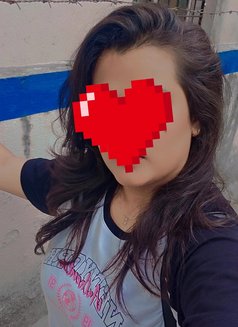 Tiya - escort in Kolkata Photo 2 of 2