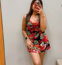 Tiya - escort in New Delhi
