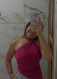 Tiya - escort in Noida Photo 1 of 3
