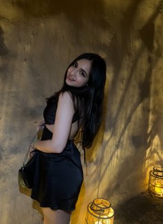 Tiya Indian Model - puta in Candolim, Goa Photo 3 of 5