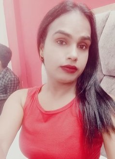 Tiya Singh - Transsexual escort in New Delhi Photo 9 of 10