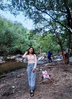 Tiya Singh ( Real Meet & Cam Show) - puta in Pune Photo 3 of 3