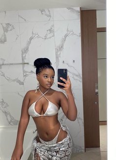 Tiyana - escort in Gurgaon Photo 1 of 3