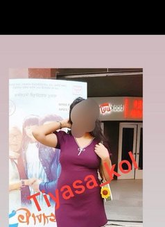 Tiyas - escort agency in Kolkata Photo 1 of 7