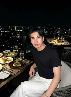 Tj Thailand - masseur in Riyadh Photo 2 of 3