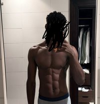 Tja - Acompañantes masculino in Dubai