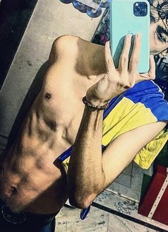 Tjl - Male escort in New Delhi Photo 4 of 4