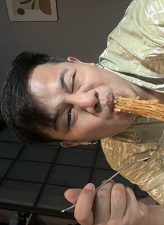 To Ey - Masajista in Bangkok Photo 3 of 6