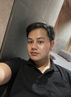 To Ey - masseur in Bangkok Photo 4 of 5