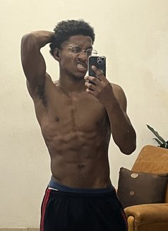To To - Male escort in Cape Town Photo 1 of 5