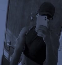 Tobby - Male escort in Al Manama