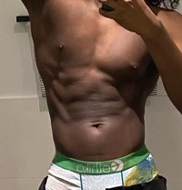 Tobby - Male escort in Dammam