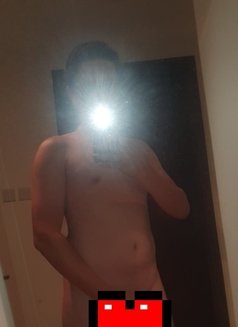 Tobey for Ladies Only - Male escort in Abu Dhabi Photo 4 of 5