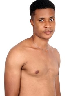 Tobi - Male adult performer in Lagos, Nigeria Photo 1 of 3