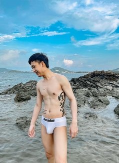 Toffy Hot Gays From Thailand - Male escort in Abu Dhabi Photo 2 of 5
