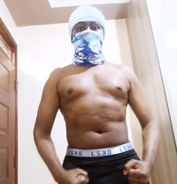 Toine Masseur for Ladies - Acompañantes masculino in Nairobi