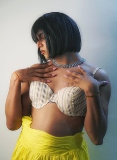 Tokyo - Acompañantes transexual in Mumbai Photo 3 of 6