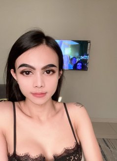 Tokyo - Transsexual escort in Khobar Photo 4 of 4