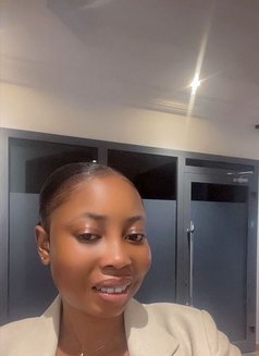 Tola - Transsexual escort in Lagos, Nigeria Photo 3 of 4