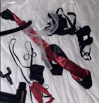 Top and Bottom - Acompañantes transexual in Riyadh
