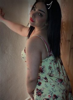Toleep - escort in Damascus Photo 4 of 8