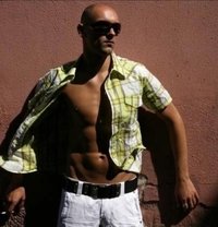 Tom Cftopxxl - Male escort in Hong Kong