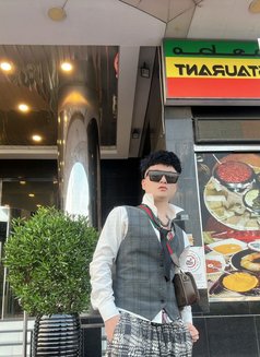 Tom good Masage Body to body - Male escort in Dubai Photo 10 of 22