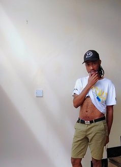 Kenyanicon - Acompañantes masculino in Nairobi Photo 5 of 5