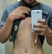Tom Master - masseur in Mumbai