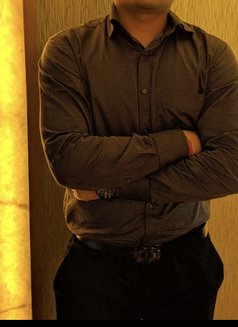 Tom Master - masseur in Mumbai Photo 2 of 2