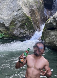 Tom San - Male escort in Kochi Photo 3 of 6