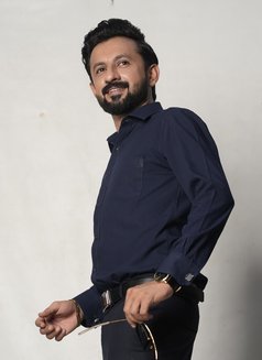 Tom Wilson - Intérprete masculino de adultos in Islamabad Photo 6 of 6