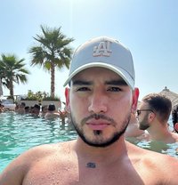 Tomi - masseur in Dubai