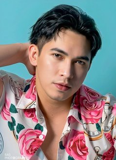 Tomi - masseur in Riyadh Photo 6 of 10